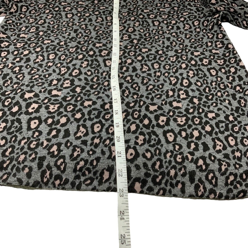 LOFT Womens Small Gray Black Tan Animal Leopard Print Short Sleeve Textured Top - Picture 13 of 13